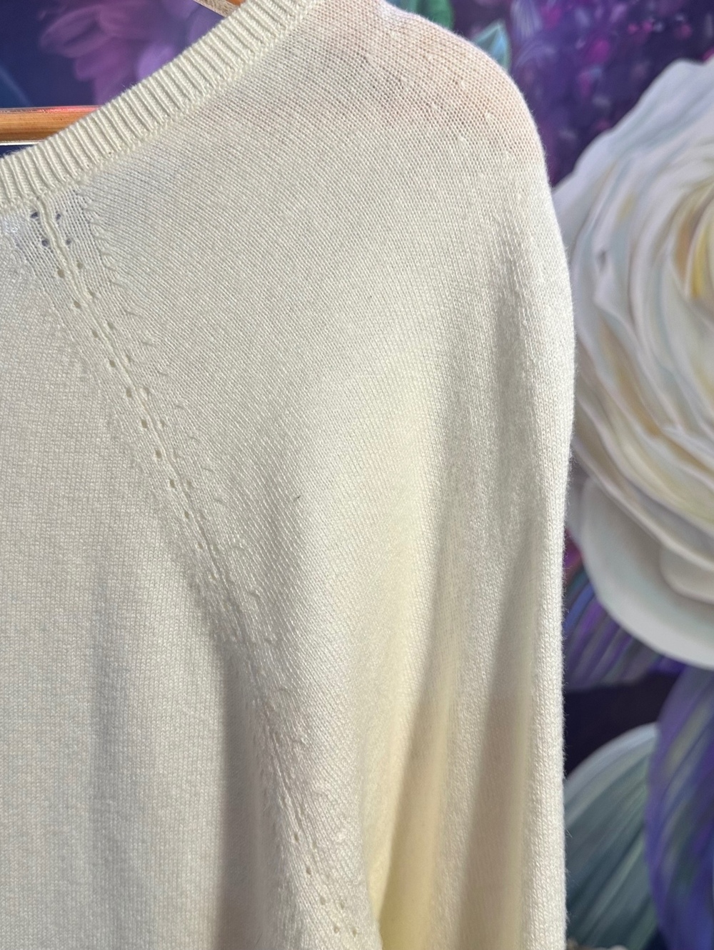 Talbots L Sweater Ivory Sparkle Sequin Snowflake Cashmere Blend Holiday - Picture 6 of 11